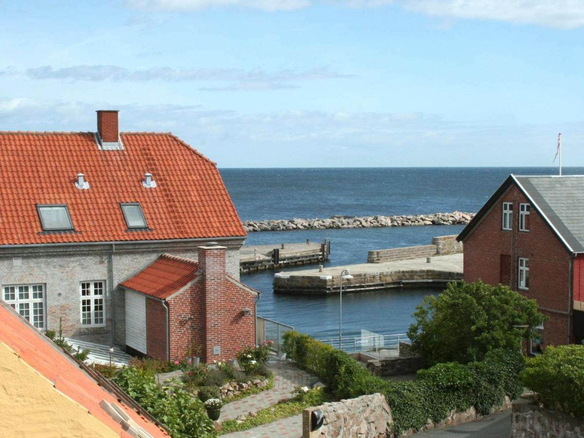 4 Person Holiday Home In Allinge エクステリア 写真