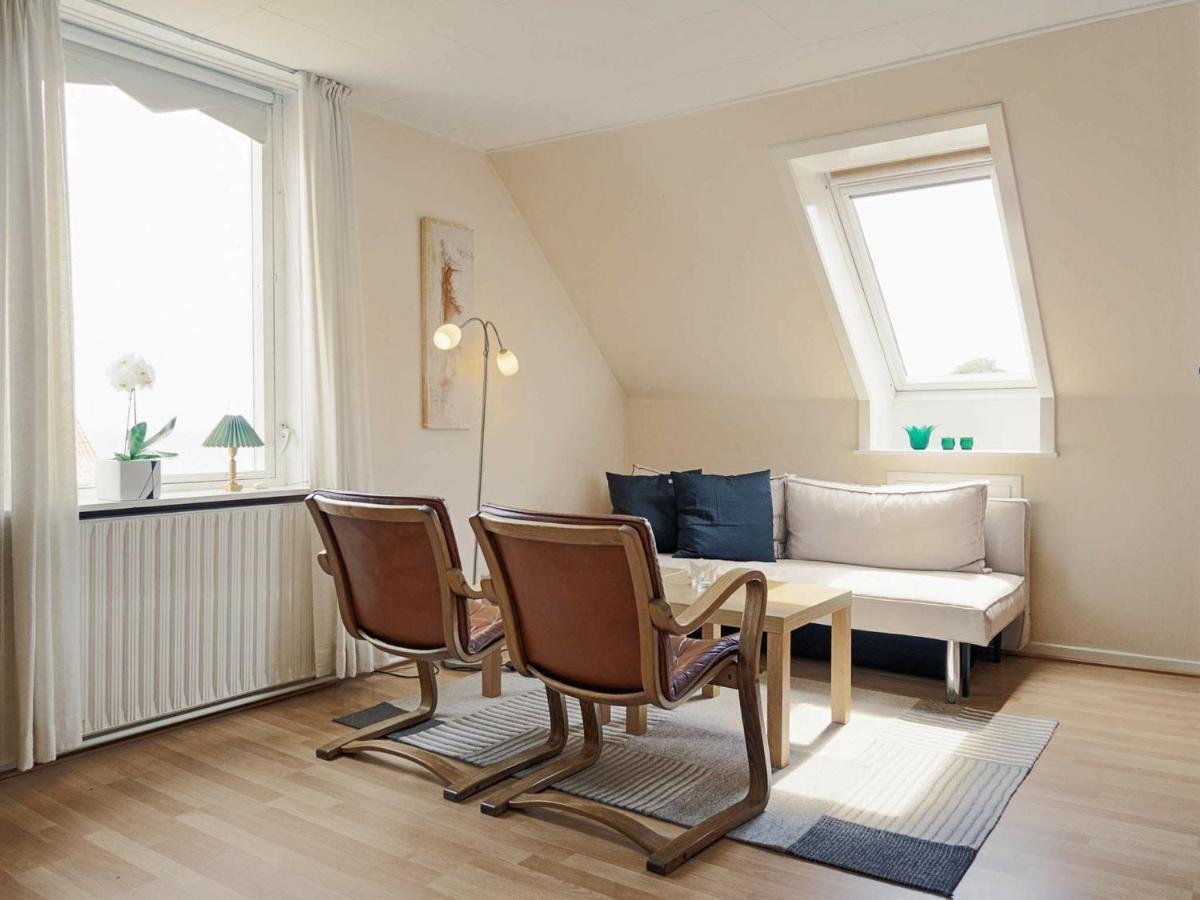 4 Person Holiday Home In Allinge エクステリア 写真
